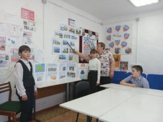 День воссоединения Крыма с Россией.